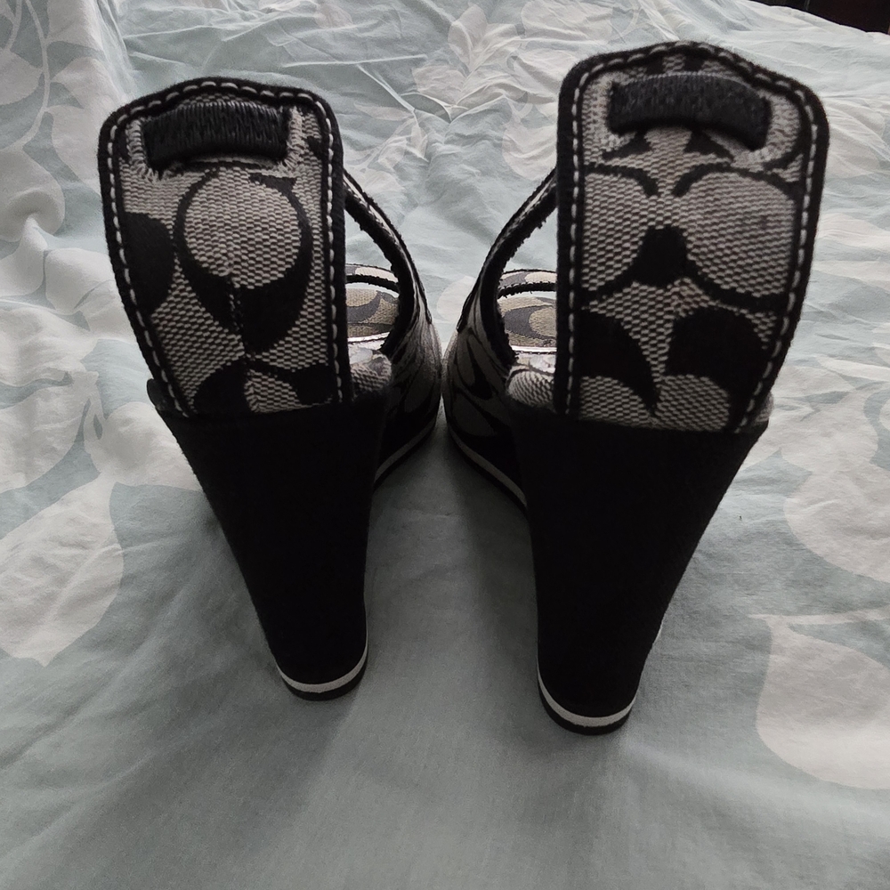 COACH Black and Cream Signature Slingback Heels - Picture 3 of 11